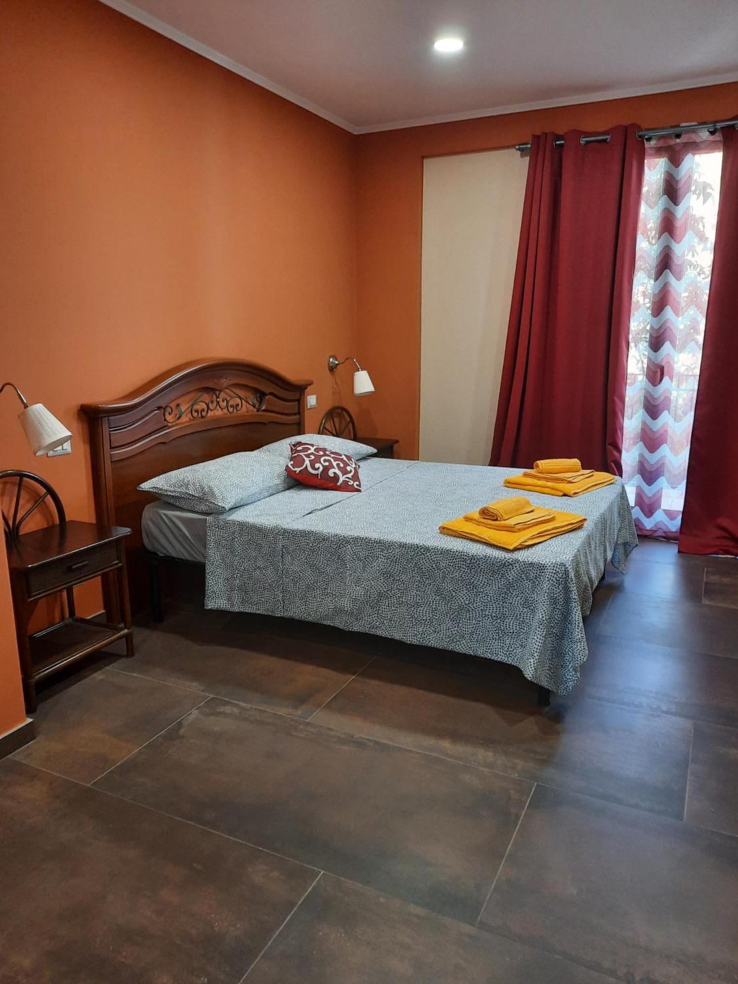 Taorbay Bed & Breakfast จีอาร์ดีนี นักซอส ห้อง รูปภาพ